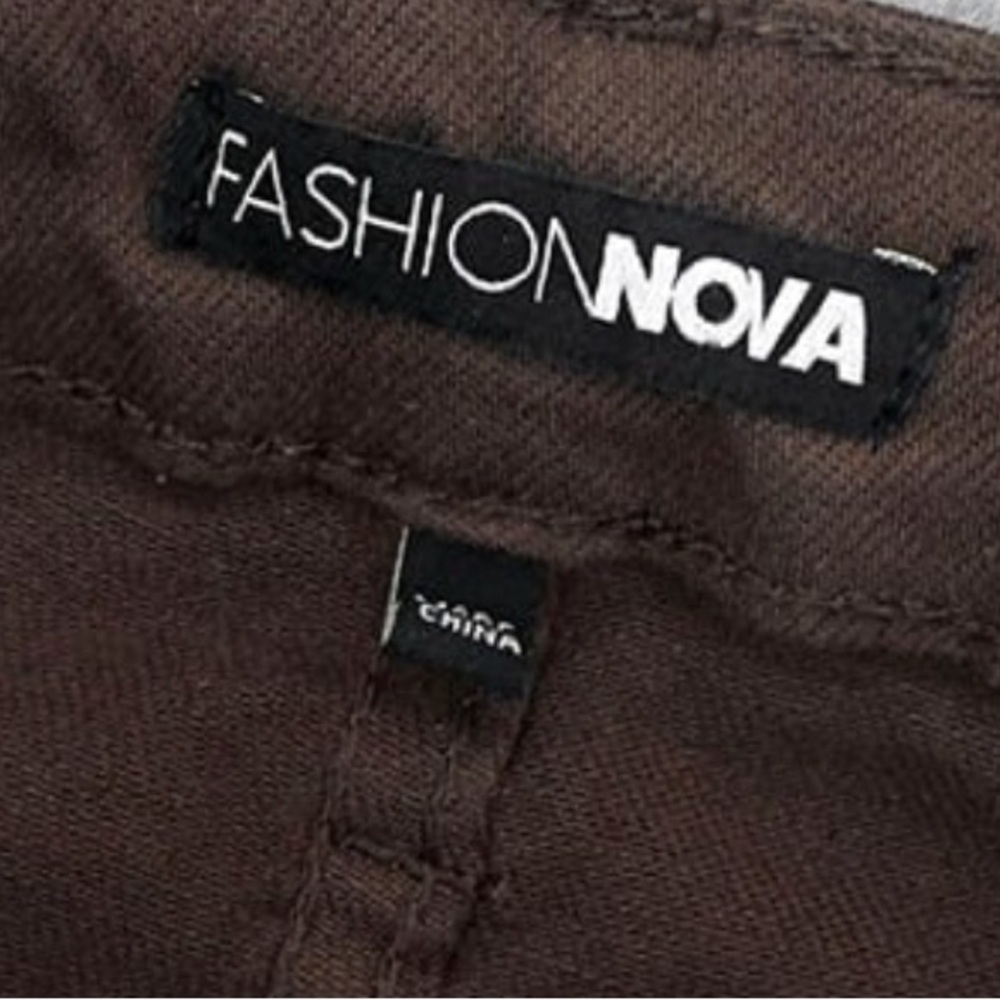 Fashion Nova Brown Distressed Skinny Jeans - Picture 4 of 5